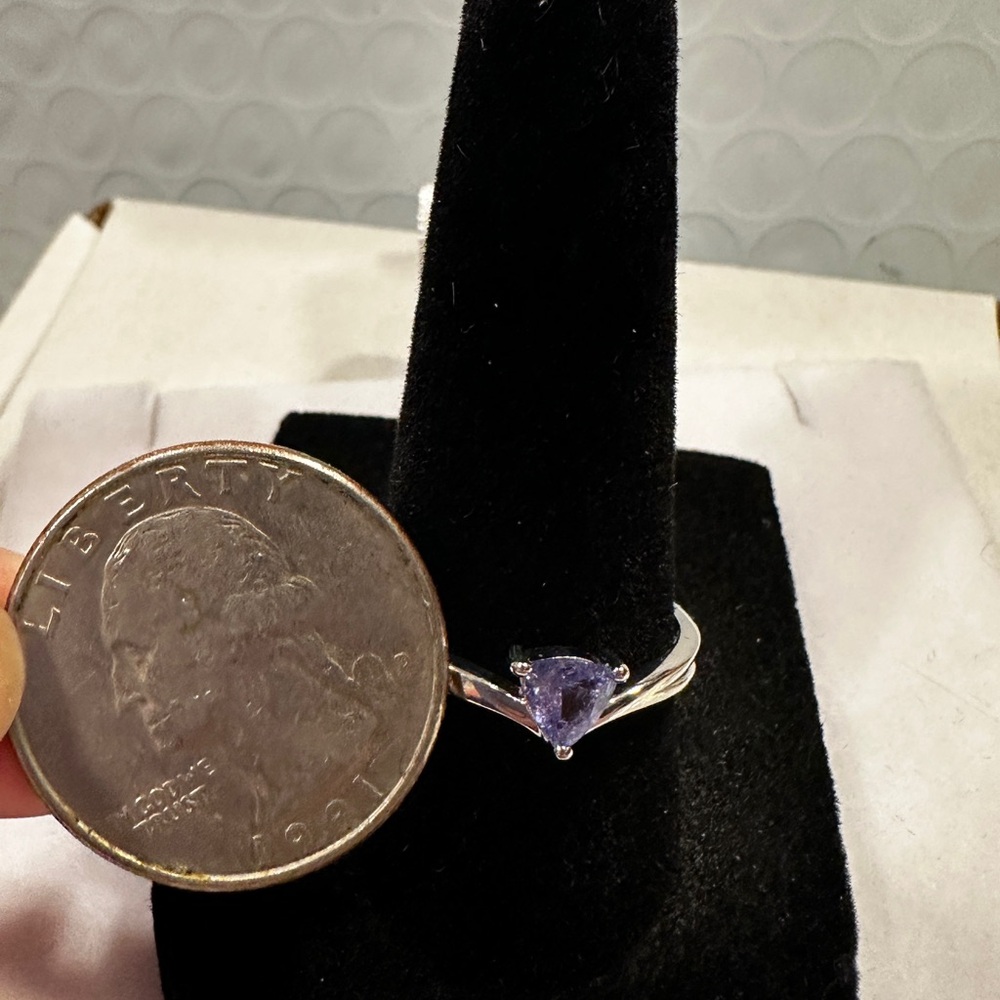 Sterling Silver w/natural tanzanite - Picture 2 of 2